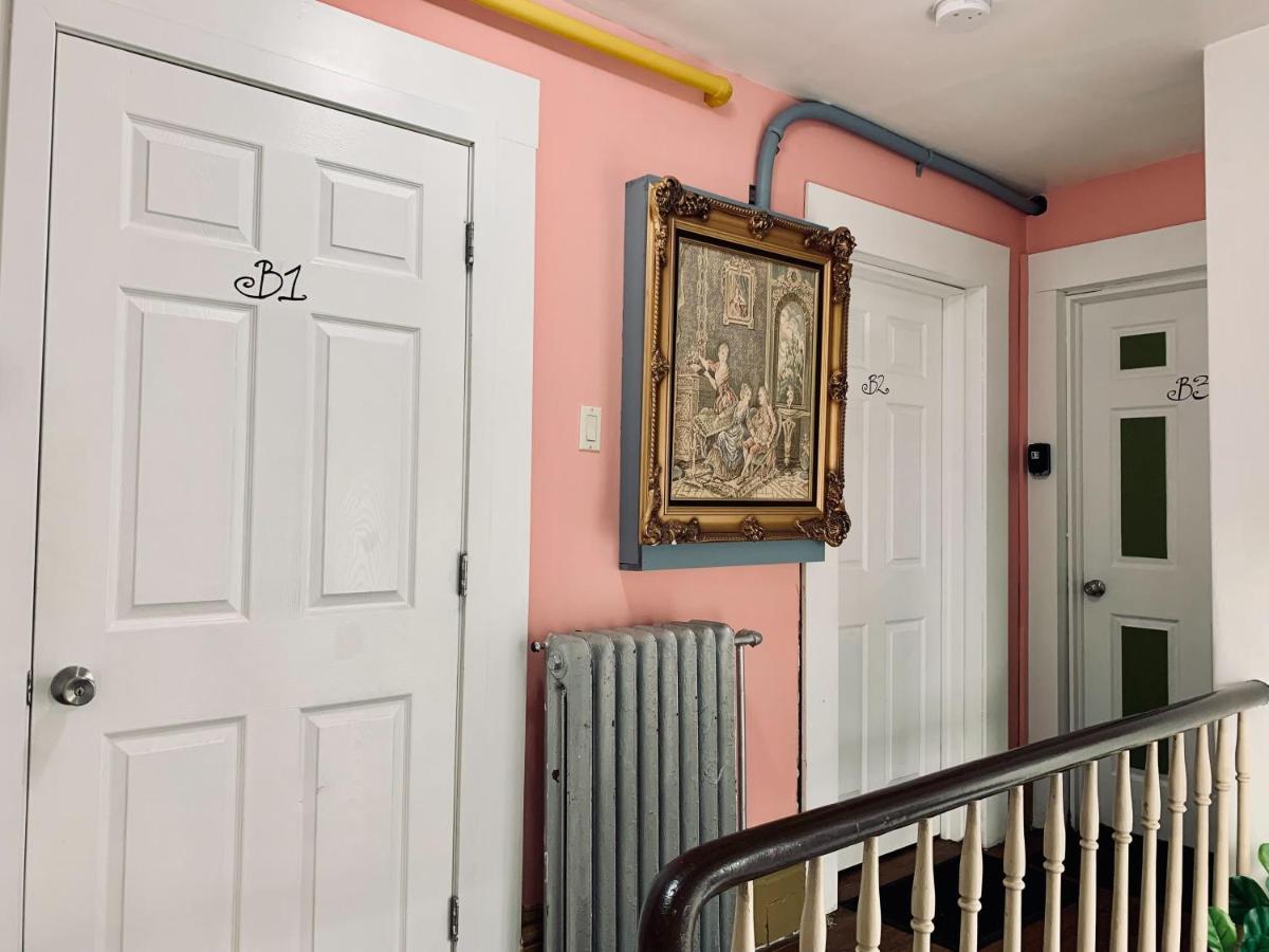 250 Charming Studio A3, Downtown Apartment Halifax Exterior photo